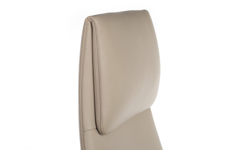 Офисное кресло Aura FK005-A Светло-бежевый (Светло-бежевый) Офисное кресло Aura FK005-A Светло-бежевый (Светло-бежевый)