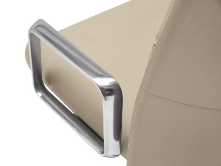 Кресло Newman A2415 Светло-бежевый (Светло-бежевый)